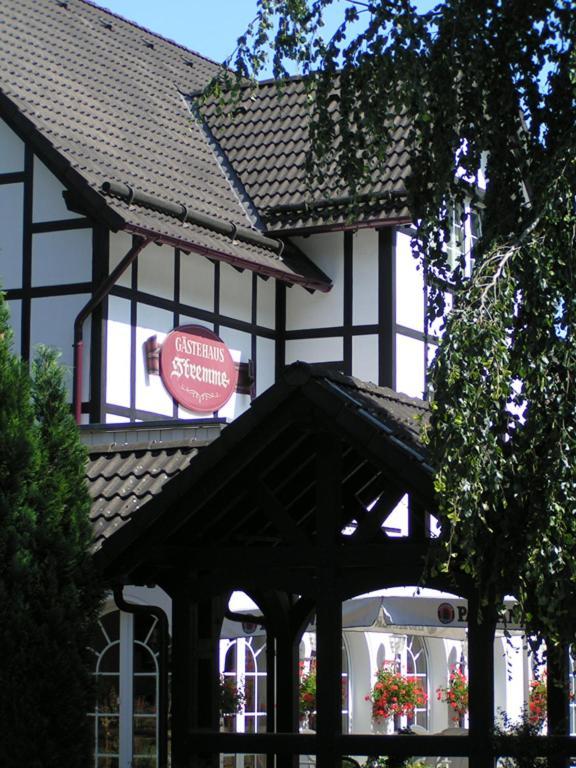 Hotel Stremme グンマースバッハ エクステリア 写真